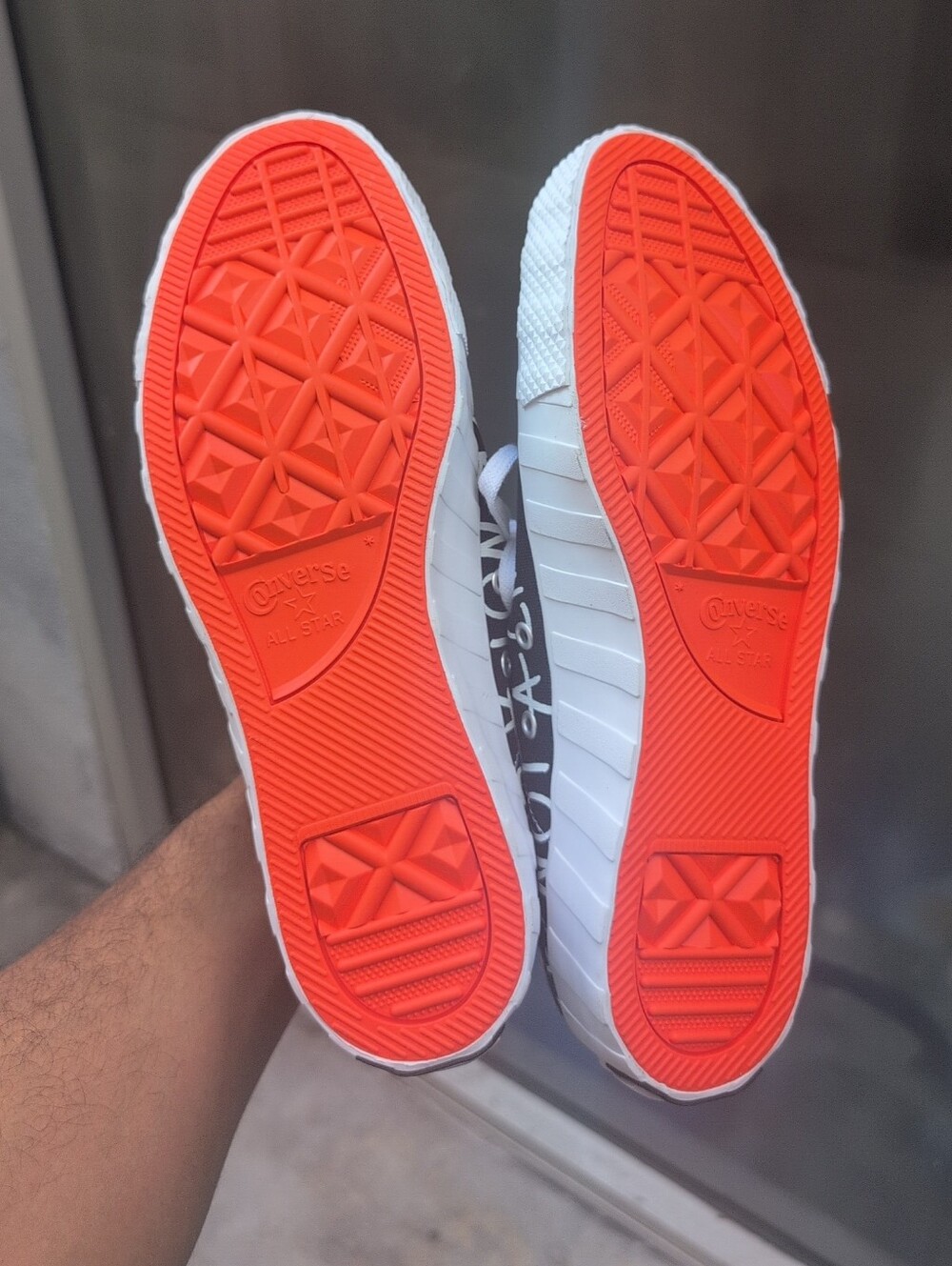 Converse Not A Chuck Hi 'UNT1TL3D - Black White And Orange sneaker NWOB - Picture 3 of 5
